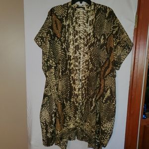 Do Everything in Love Snake Print Cardigan/Kimono, One Size, Brown Multi